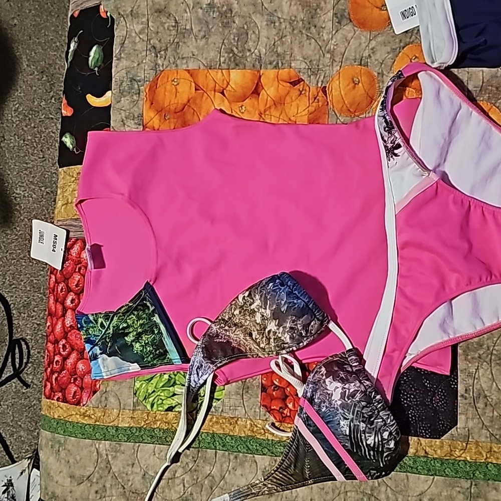 Bikini sets - Picture 12 of 13